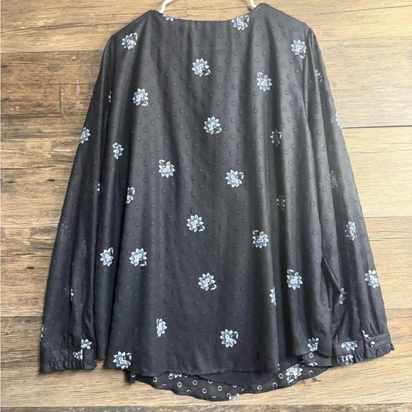 LOFT Midnight and Sky Floral Blouse - Picture 6 of 8